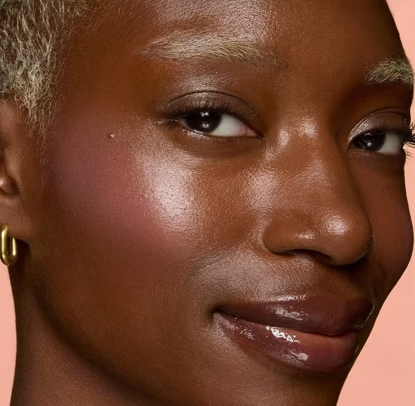 Rubor en Barra Tono Rosa Brillante para Rostro, Labios y Párpados - Imagen 4